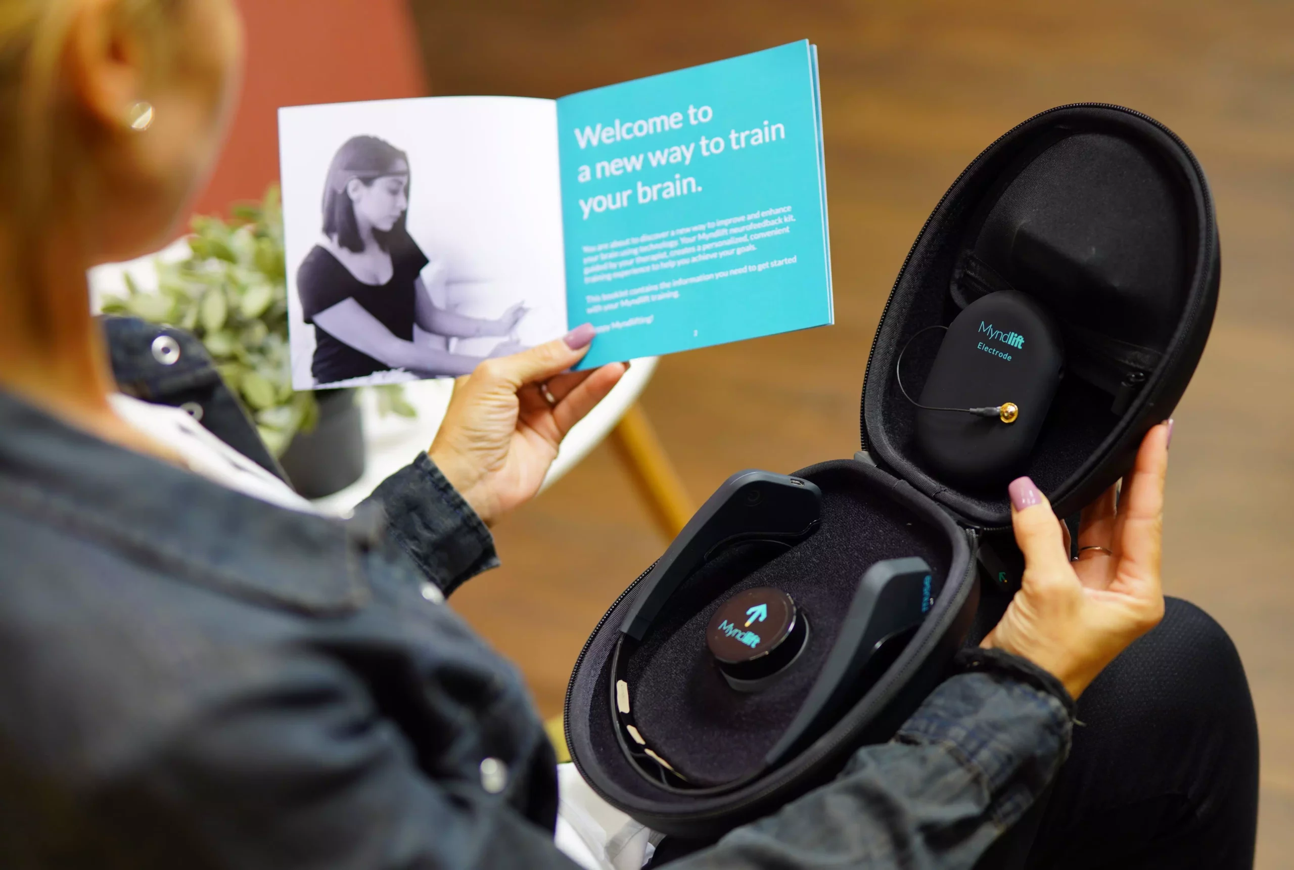 Telehealth Muse headset for EEG, brain mapping, neurofeedback and biofeedback - Zephyr Neuro